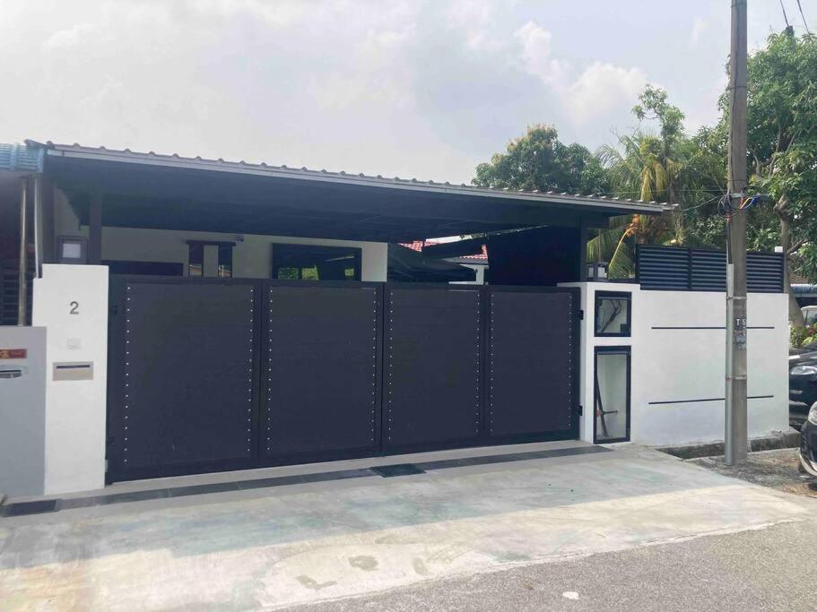 Abbie'S Private Pool Villa Bukit Mertajam Penang Exterior photo