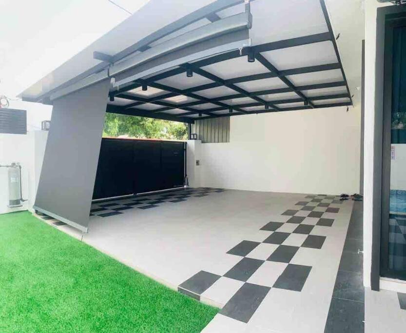 Abbie'S Private Pool Villa Bukit Mertajam Penang Exterior photo