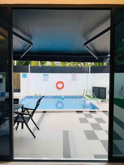 Abbie'S Private Pool Villa Bukit Mertajam Penang Exterior photo